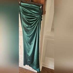 Green Twist High Slit Skirt